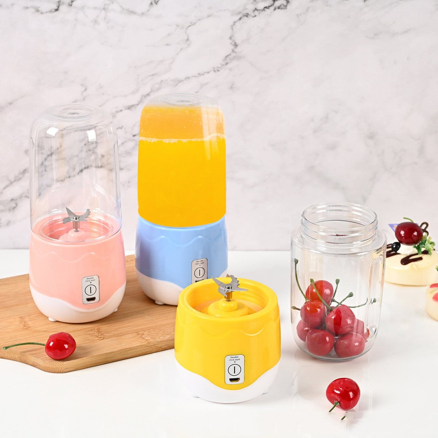 Portable Juicer Cup - USB Mini Fruit Blender